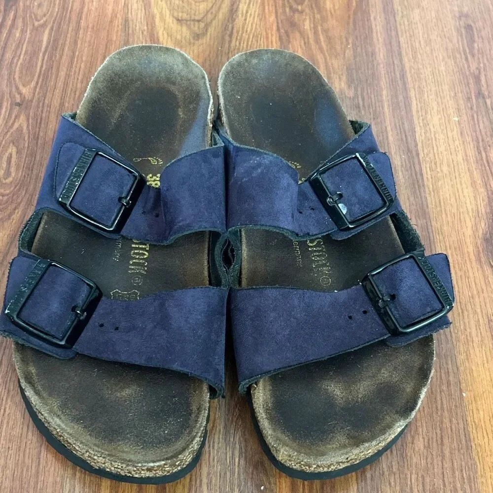 Birkenstock navy Genuine leather suede sandals size 38 as is
